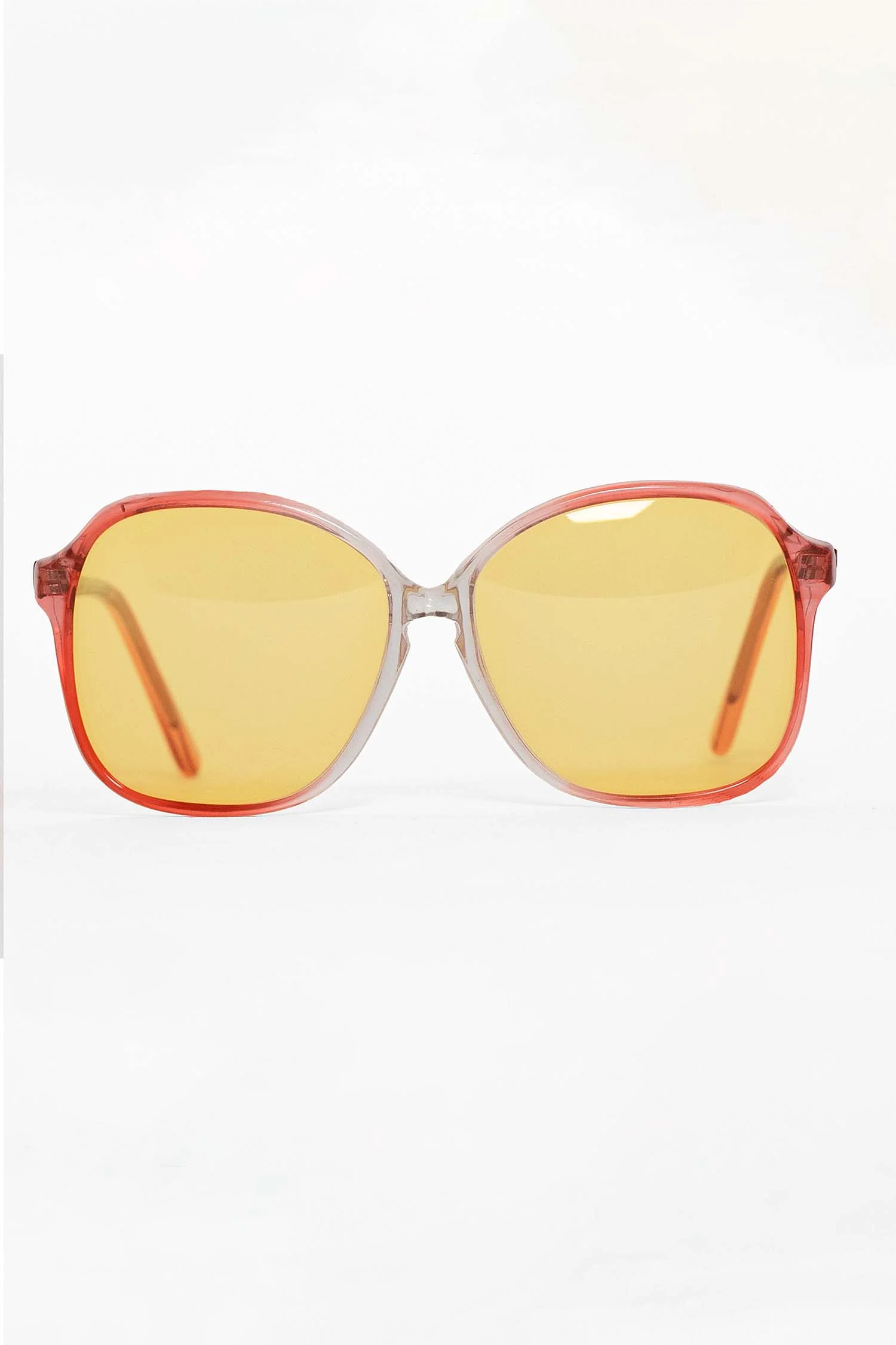SGVN19 - Pink Fade Sunglasses - Image 2