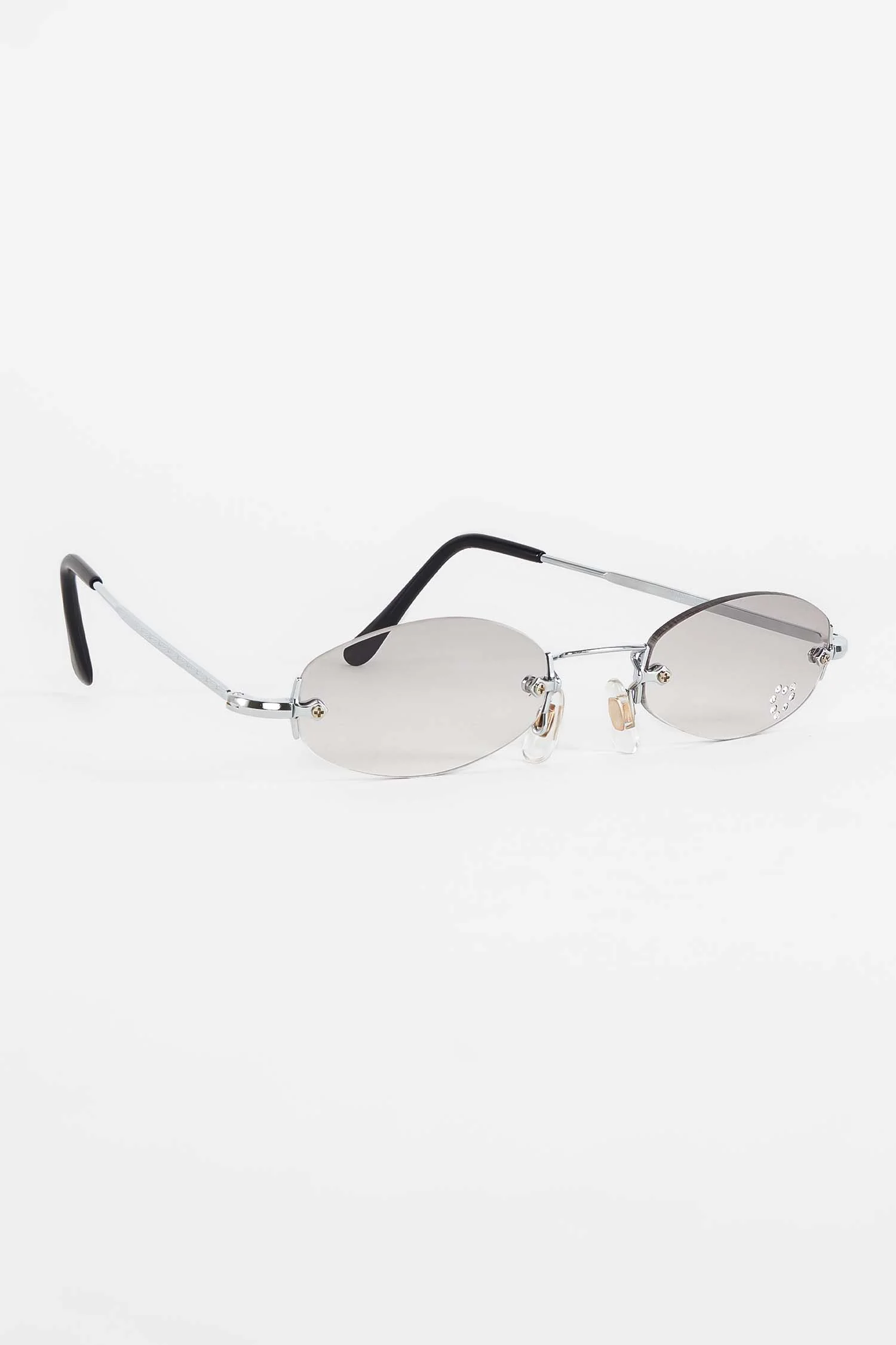 SGVN24 - Heartbreaker Smoke Sunglasses - Image 2