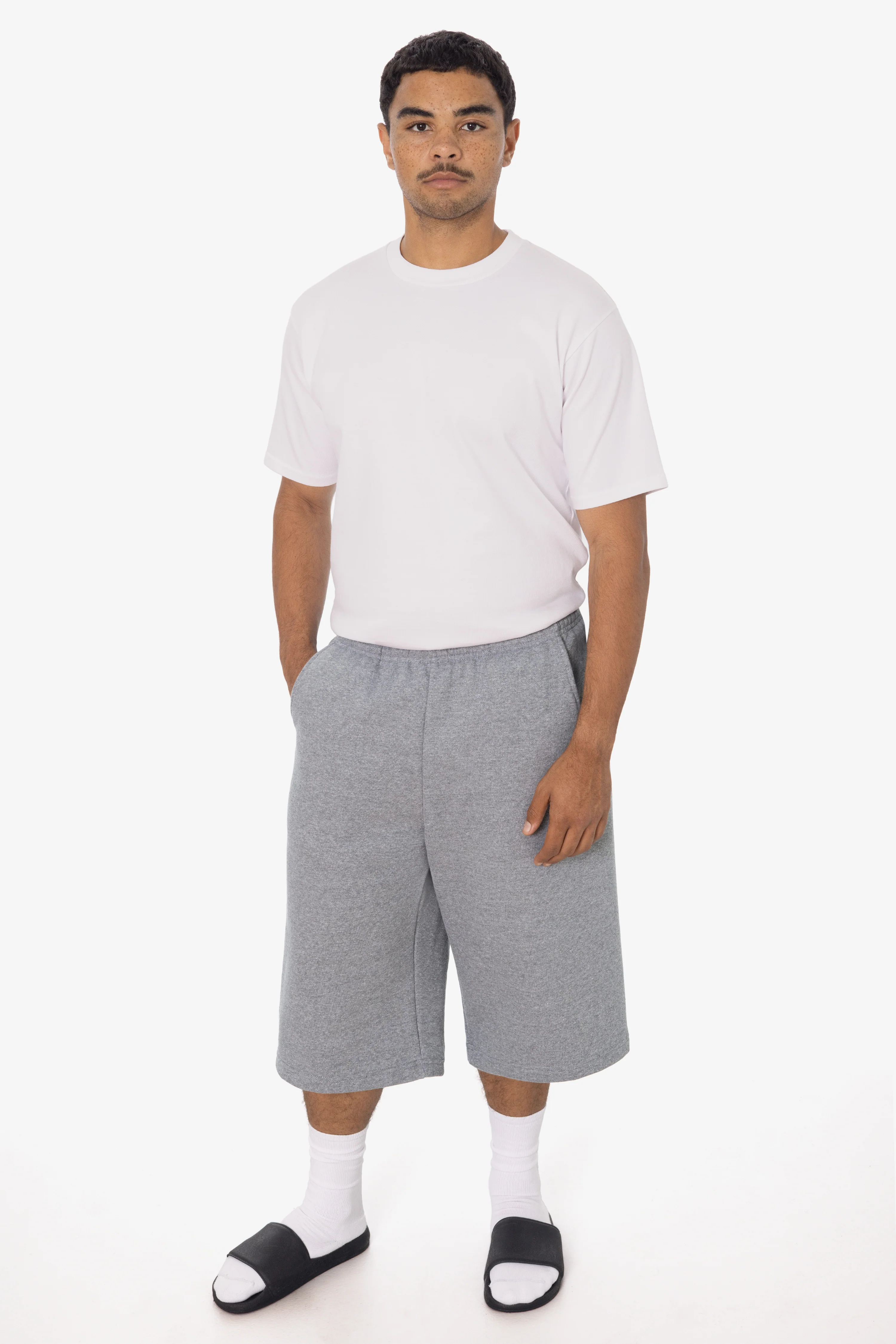 TRF42 - Triblend gabardine Fleece Extra Wide Mens shorts - Image 2
