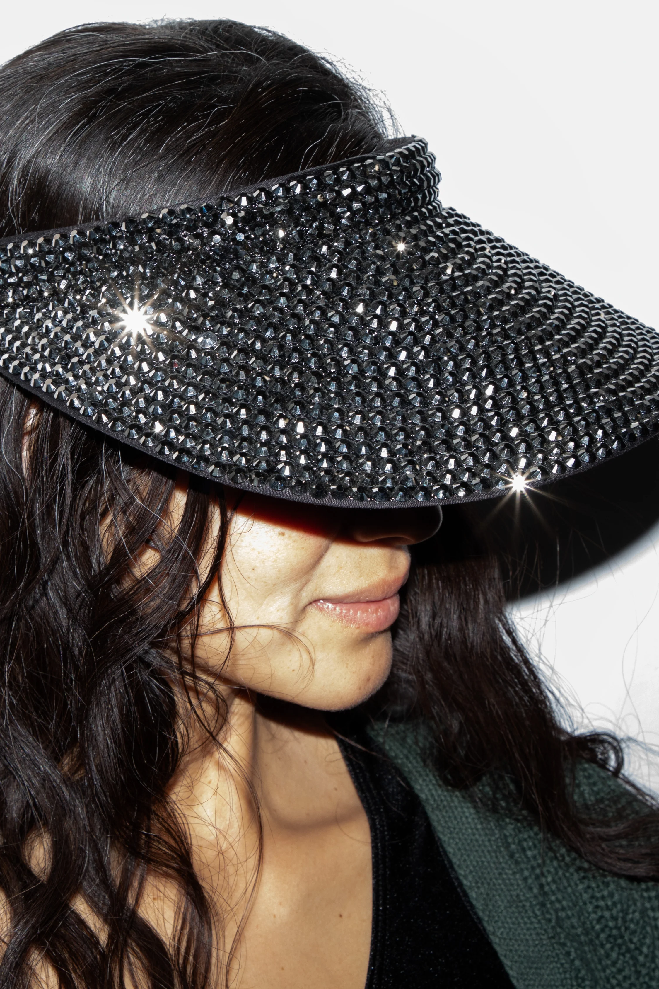 VISOR11 - Bedazzled Visor - Image 5